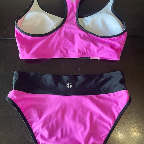 Sports Illustrated Swimsuit in Black and Pink - size medium Bikini Set - Picture 3 of 16